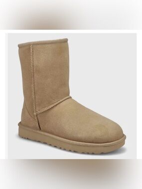 UGG Classic Short Boot in Sand